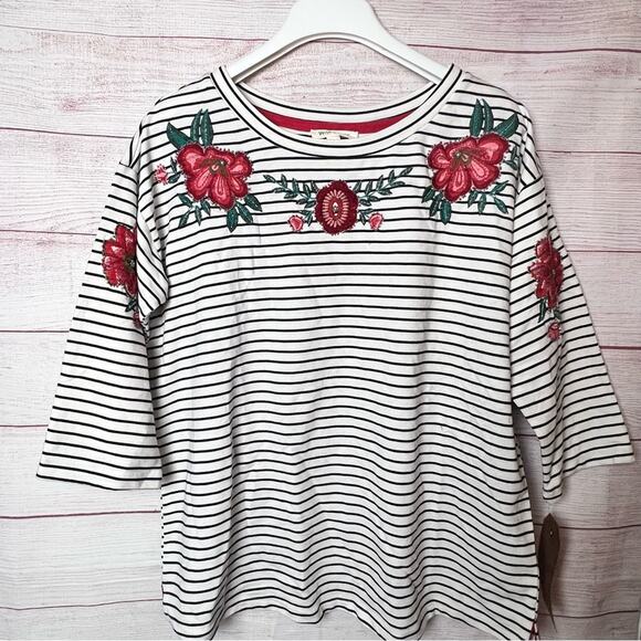 With Love Women’s 3/4 Sleeve Striped and Floral Blouse Sz L NWT - Picture 3 of 13